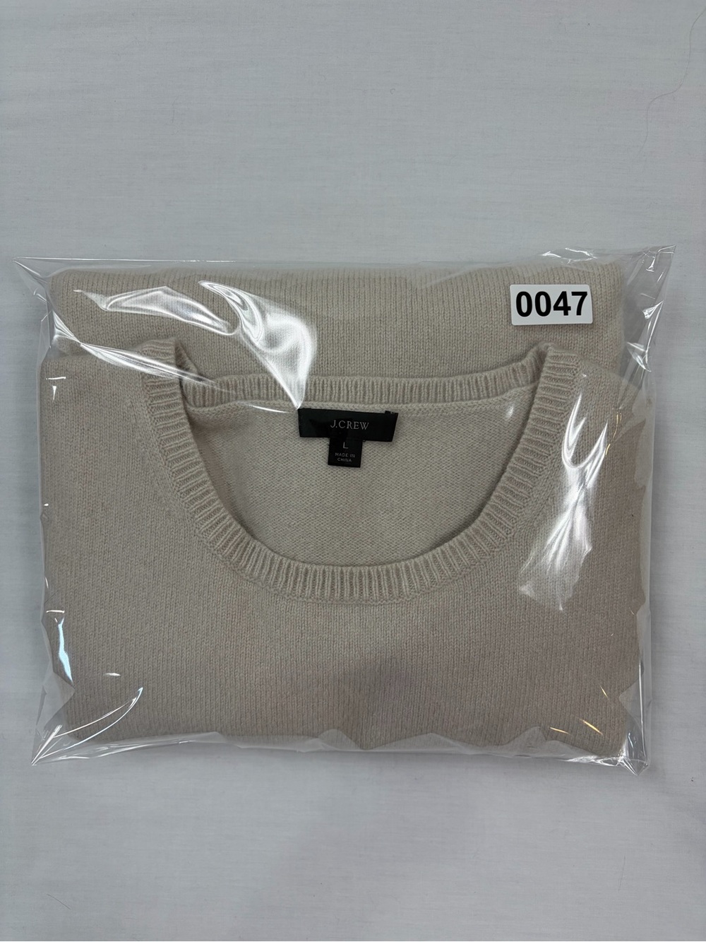 J. Crew Wool and Recycled Cashmere Cream Oversized Crewneck Sweater | Size L - Picture 13 of 13